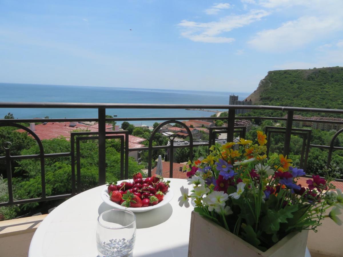Апартаменти Свети Георги - Saint George Apartments Kavarna Esterno foto